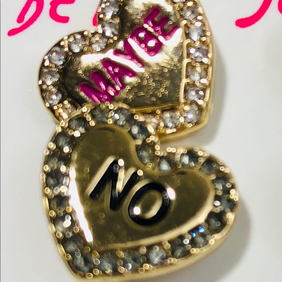 Betsey Johnson | NWT Bundle 4 Stud 1 Choker - Picture 5 of 8